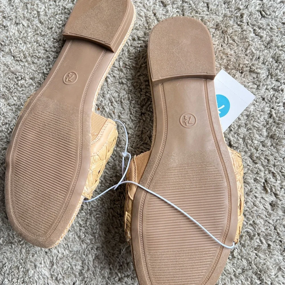 A New Day Women's Beige Woven Sandals - Picture 4 of 4